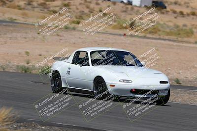 media/Oct-01-2022-Team Topak Racing (Sat) [[f860fb51be]]/2-Inter Low 2/session 2 turn 11/